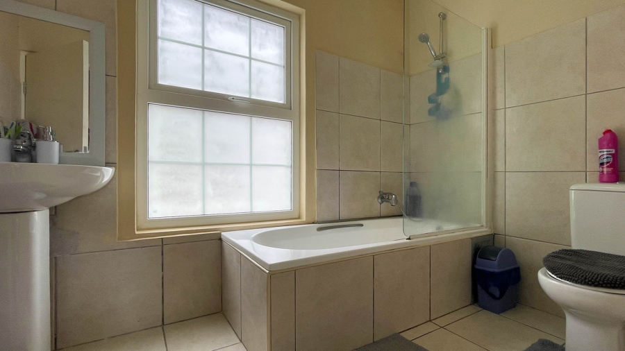 1 Bedroom Property for Sale in Rondebosch Western Cape